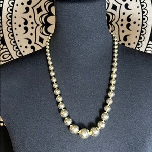 Elegant Gold Tone Graduated Beaded Necklace 22”